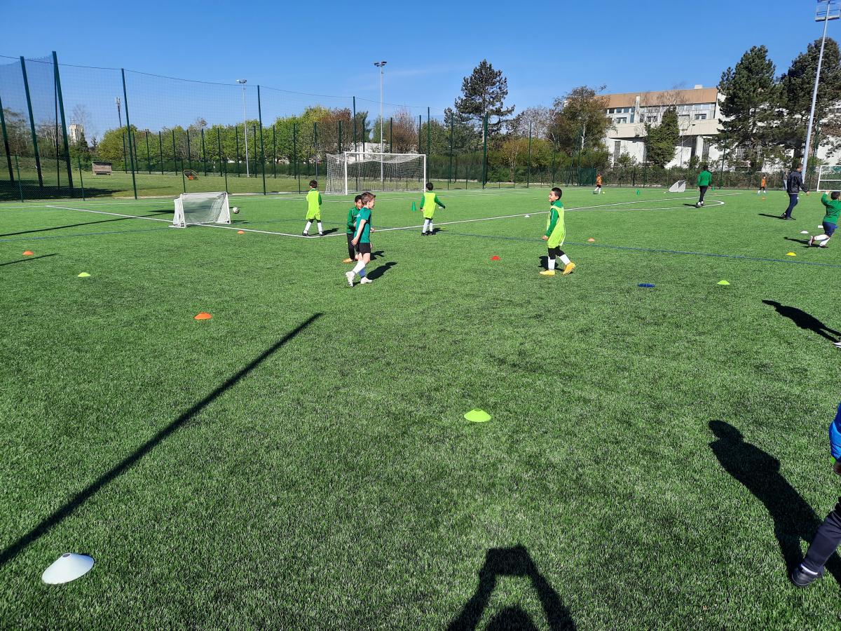 Extraits de séances du samedi 24 avril : Fillofoot - U8/U9 - U10/U11/U12/U13A